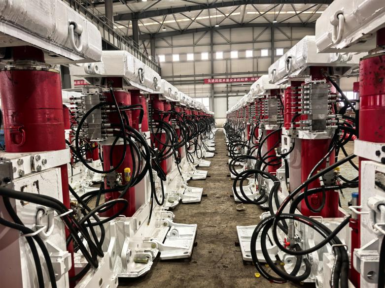 豐收公司維修的首批80臺支架 順利通過礦方驗收